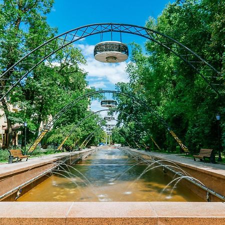 Nadezhda Apartments On Nayryzbay Batyr 63 Almaty Exterior photo